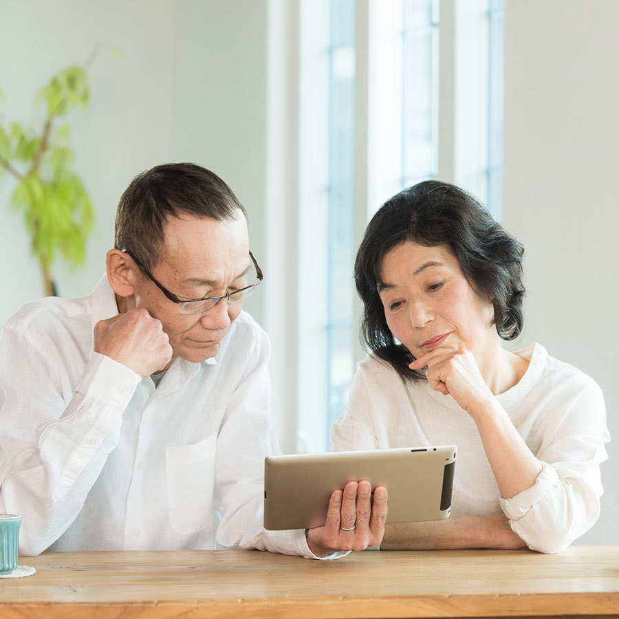 年金が満額より少なくなるのが不安。減る場合の理由と備え方を解説。