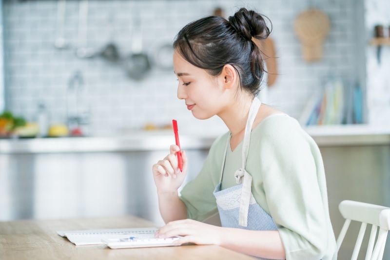 財形貯蓄以外で「将来に備える」方法は？