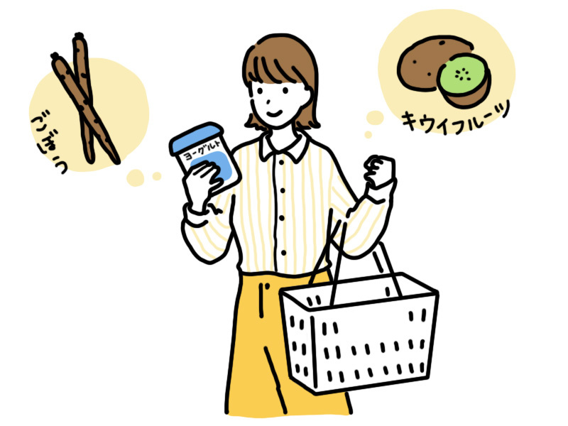 ヨーグルトやごぼう、キウイなど食物繊維を含む食材を購入している女性。