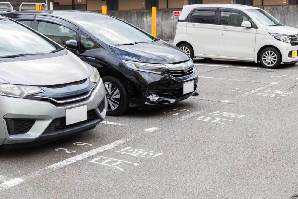 車の年間維持費の目安は？