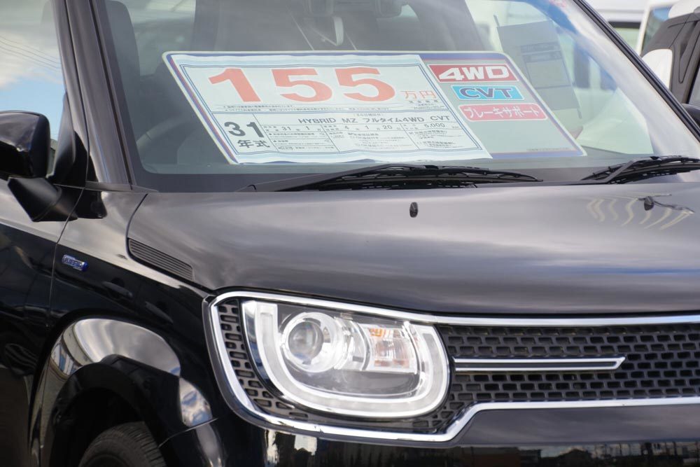 車をローン・現金一括払いで購入する場合のメリット・デメリット。