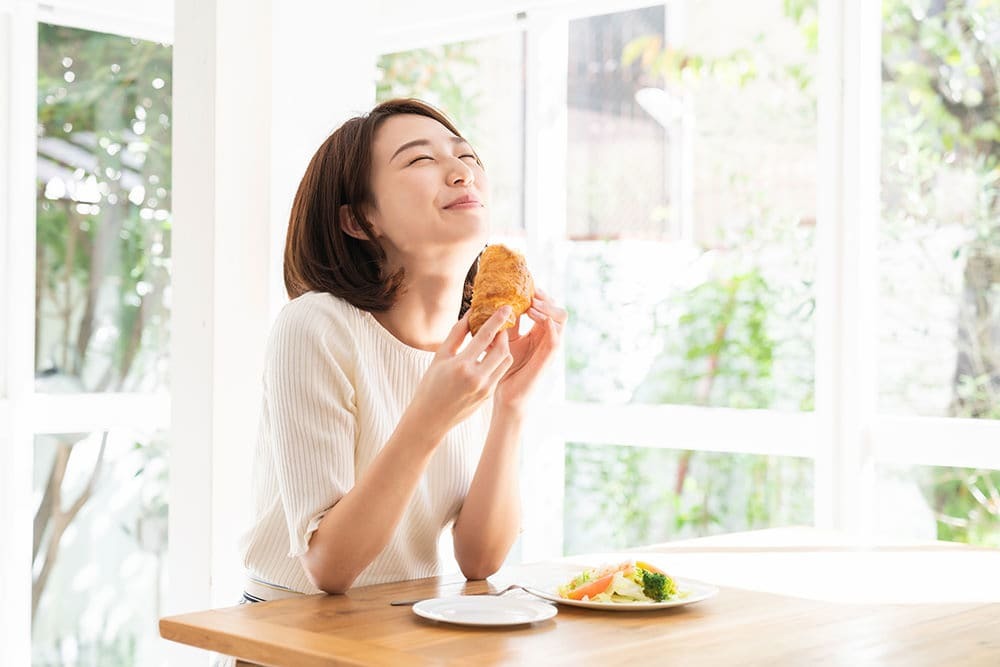 生理前の我慢できない食欲、どう管理すればよい？