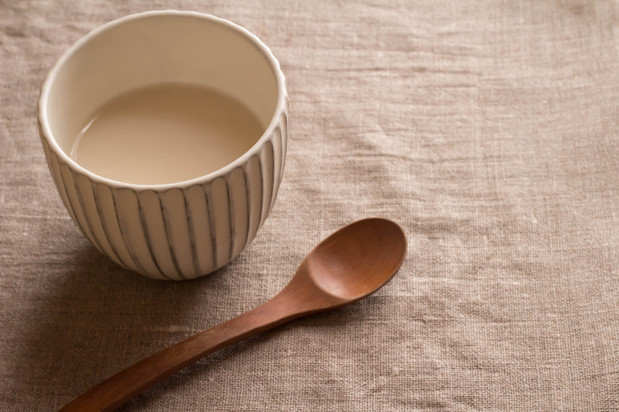 酒粕甘酒ならではの効果とは?米麹甘酒との違いは?