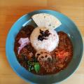 カレーとスイーツ、ねこのカフェです